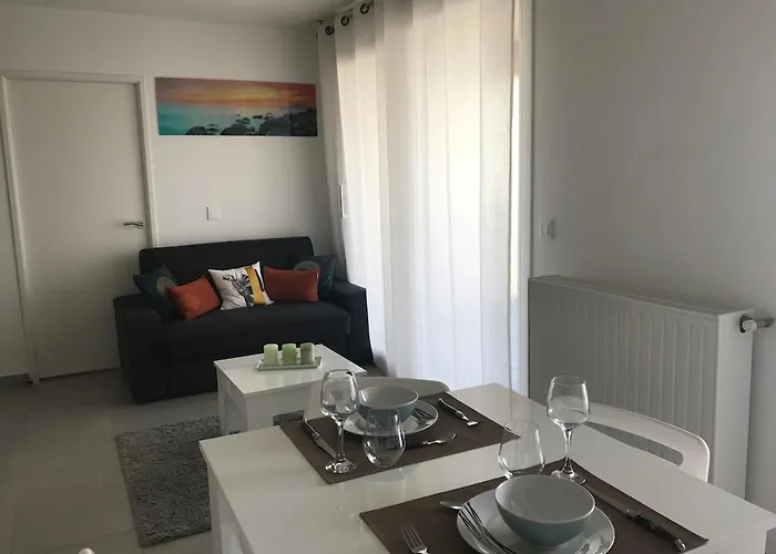 Appartement T2 Piscine Parking *